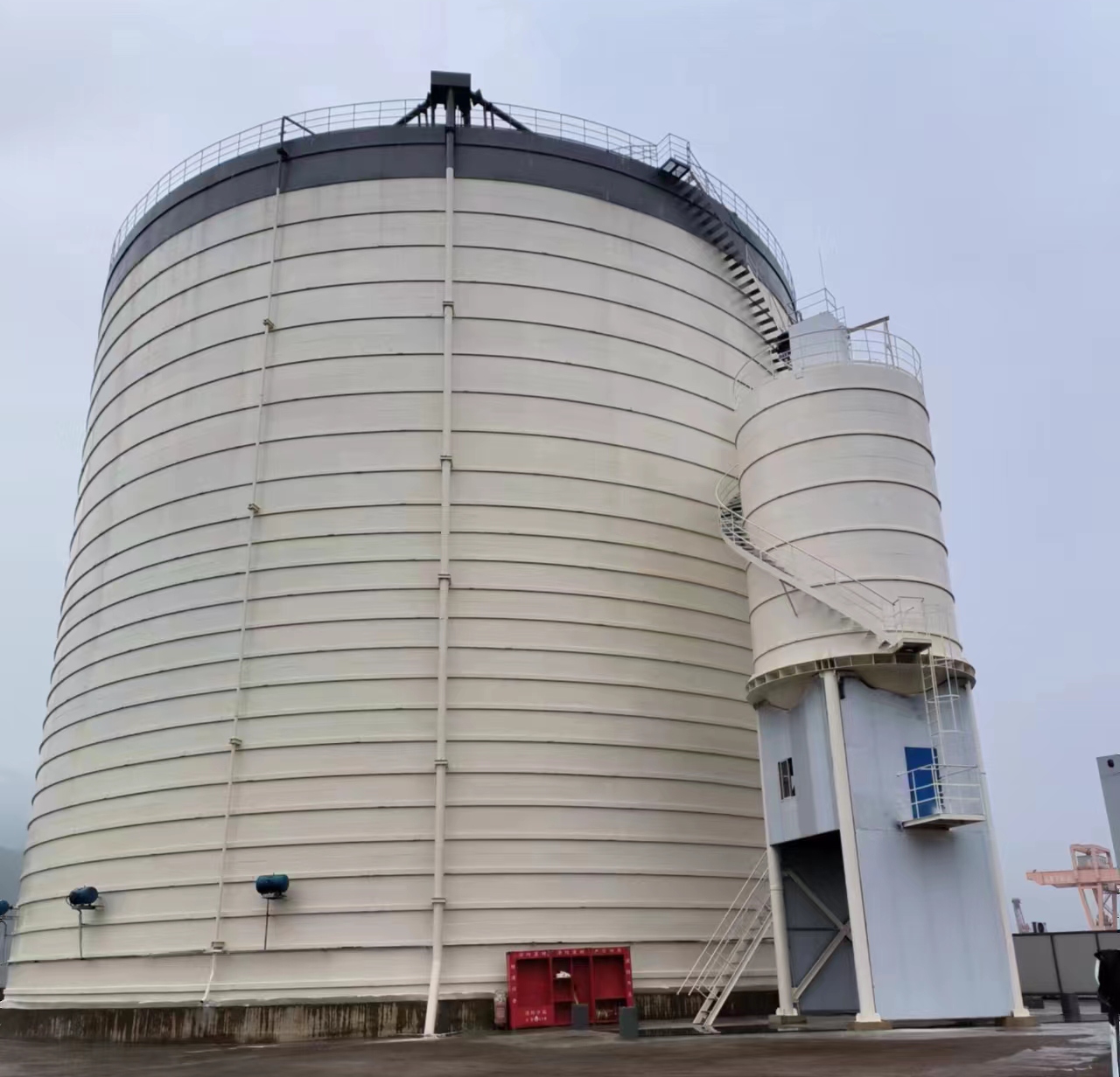 昌吉10万吨水泥钢板库